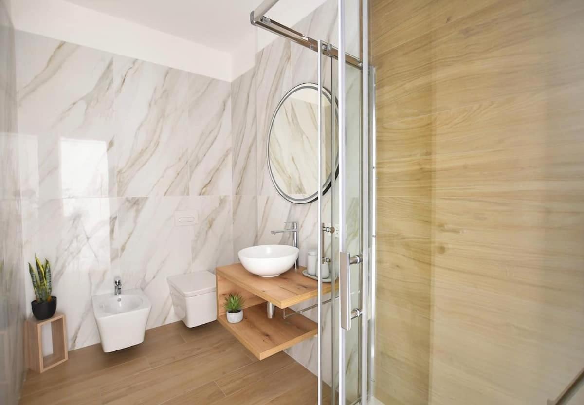 Diamante Luxury Rooms Palermo Esterno foto